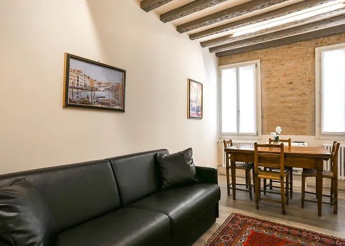Rialto Suite 1602